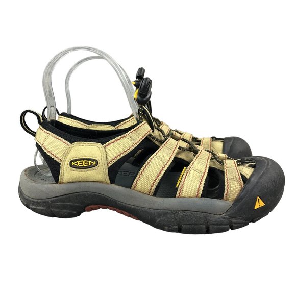 Keen Women's Size 8 XT 0506 Newport Green Waterproof Non-Marking Outdoor Sandals - Picture 1 of 13